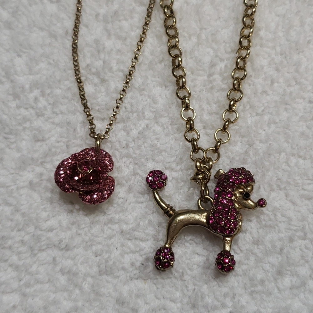 Betsey Johnson necklace